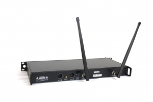 RFIntell QL7R/T1-B 720,500-754,000 МГц 2-канальная радиосистема с 2-мя ручными микрофонами в Таштаголе